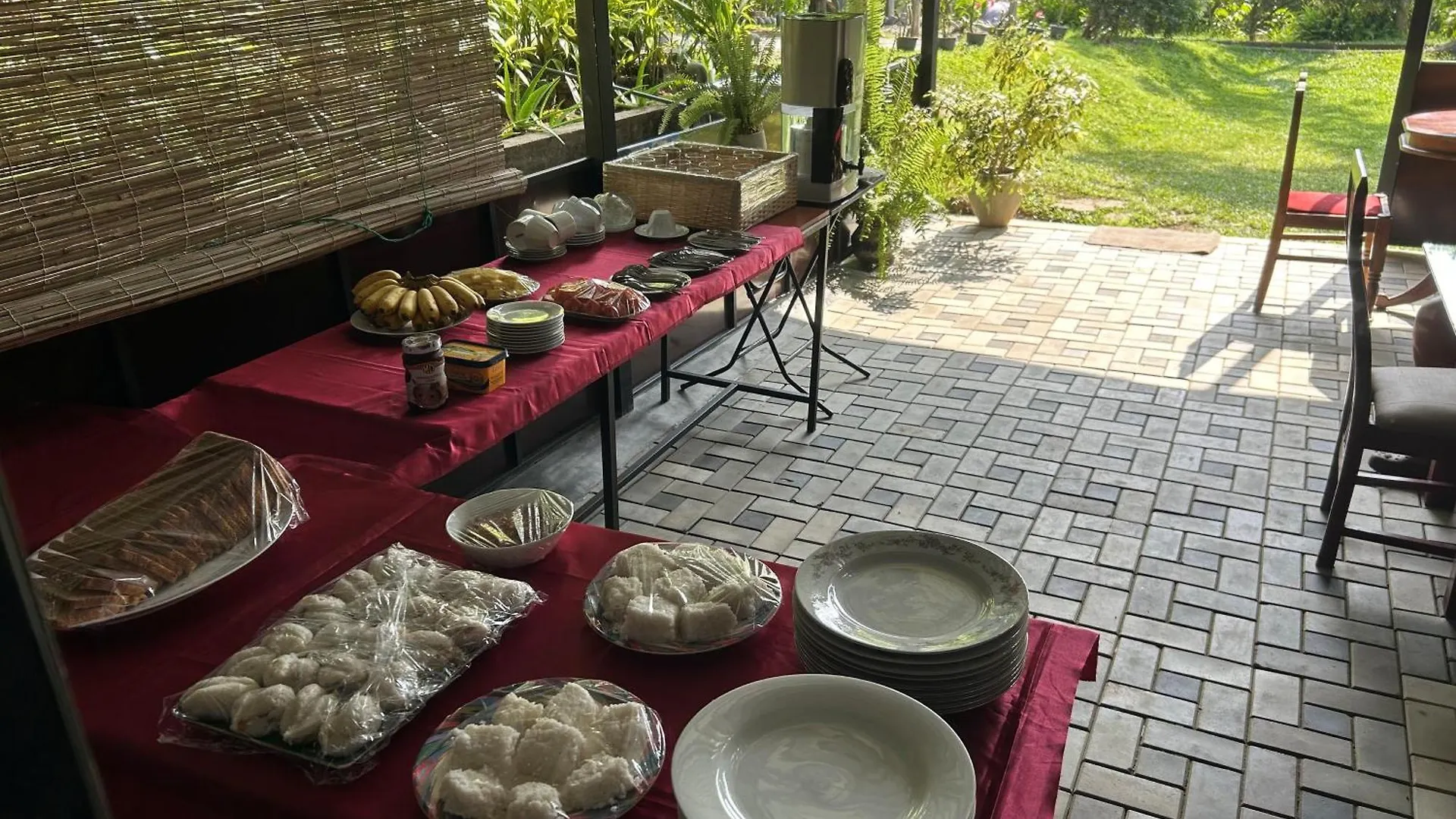 קנדי Thomasz Lodge